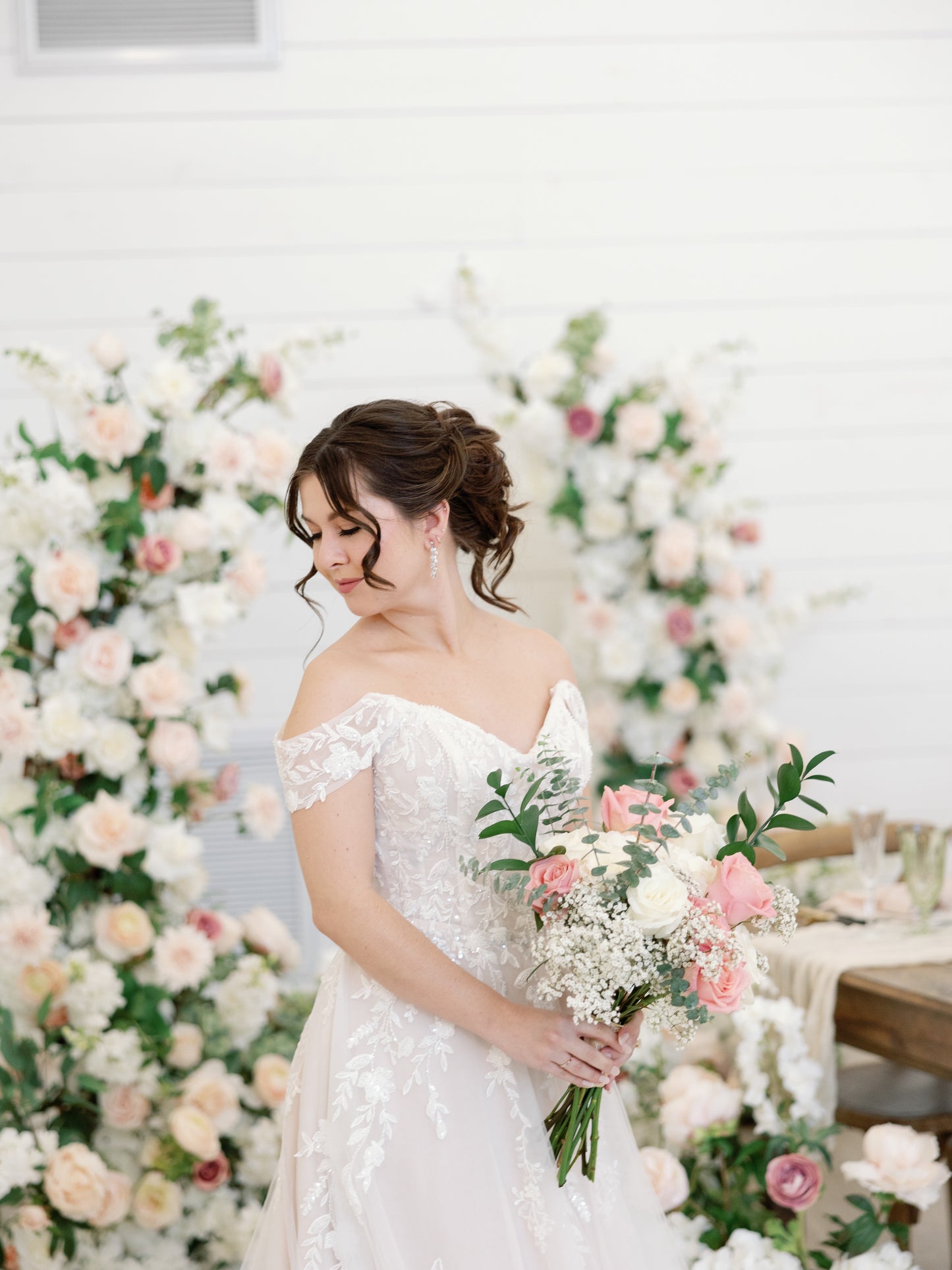 chicago wedding rentals
chicago arch rentals
chicago flower rentals
wedding flowers
wedding arch rentals
wedding arch
floral arch
chicago florist