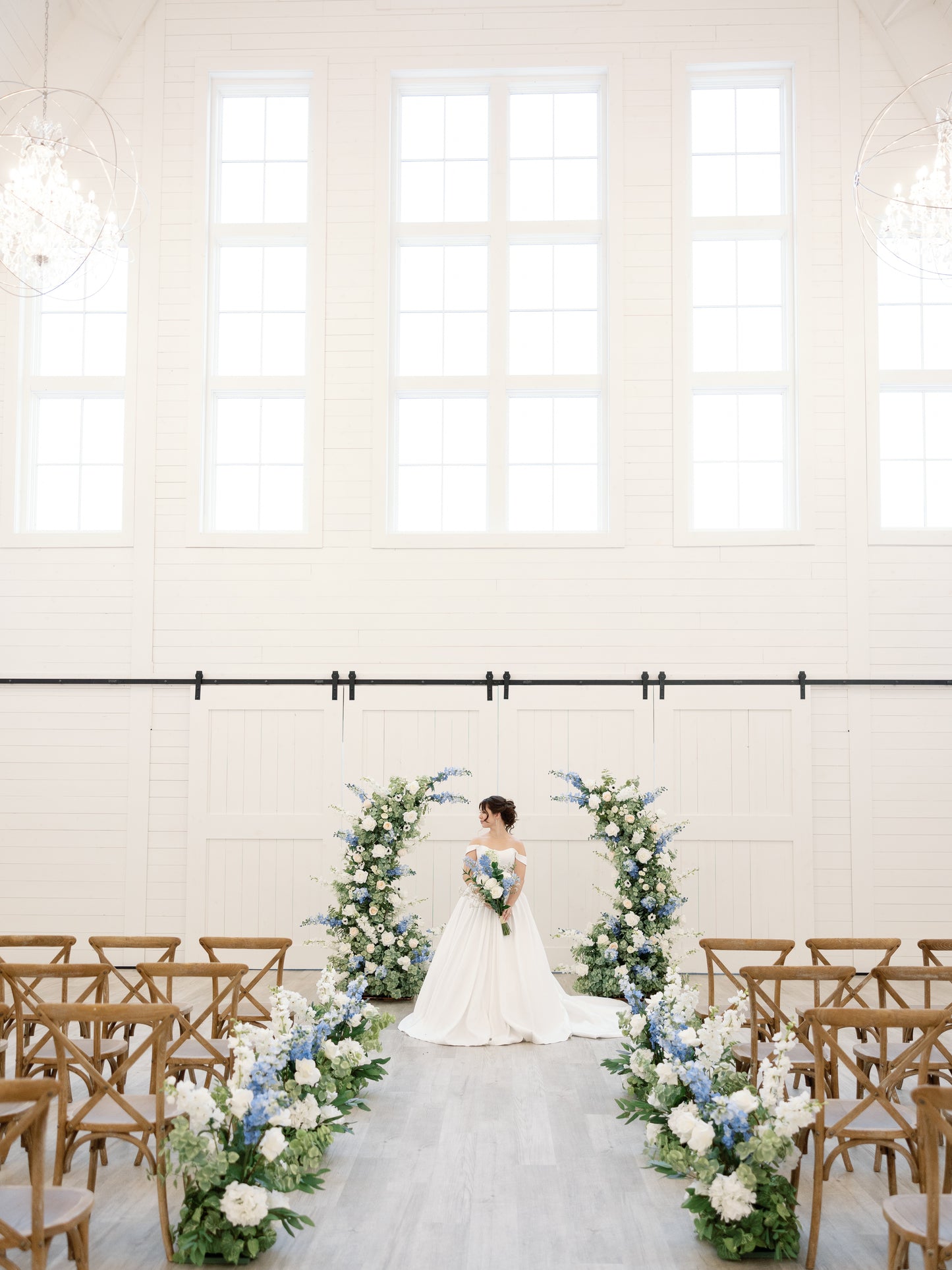 chicago wedding rentals
chicago arch rentals
chicago flower rentals
wedding flowers
wedding arch rentals
wedding arch
floral arch
chicago florist