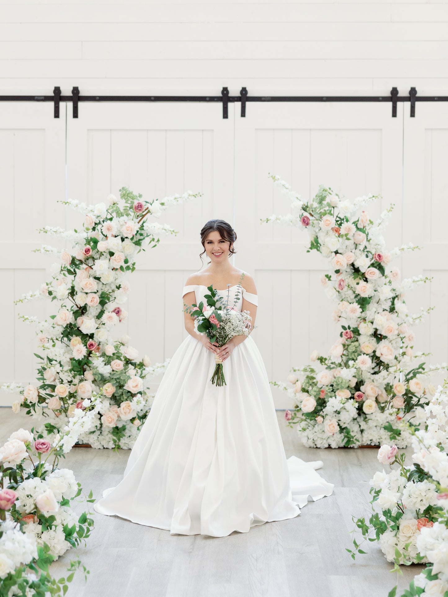 Juliette Aisle Flowers