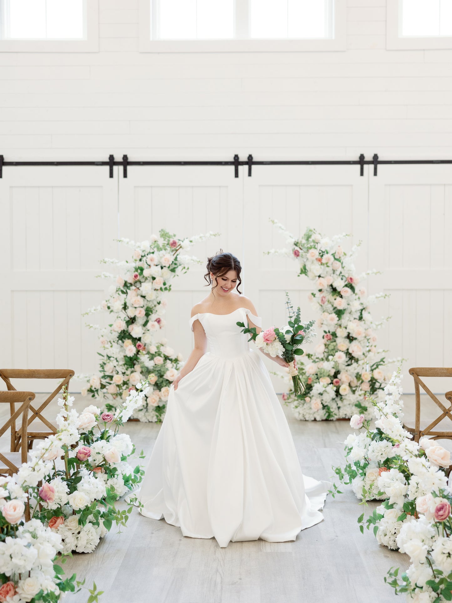 Juliette Aisle Flowers