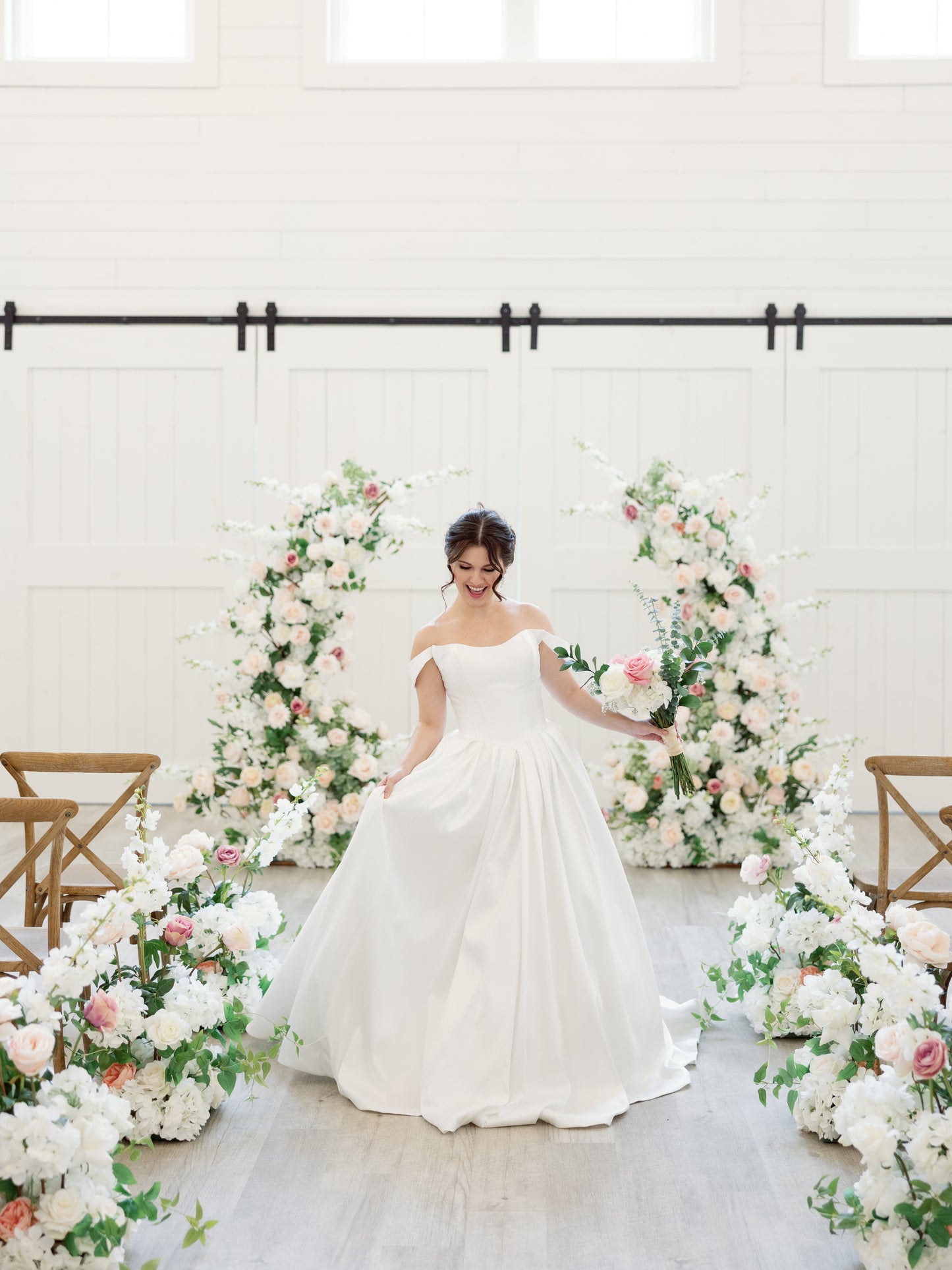 chicago wedding rentals
chicago arch rentals
chicago flower rentals
wedding flowers
wedding arch rentals
wedding arch
floral arch
chicago florist