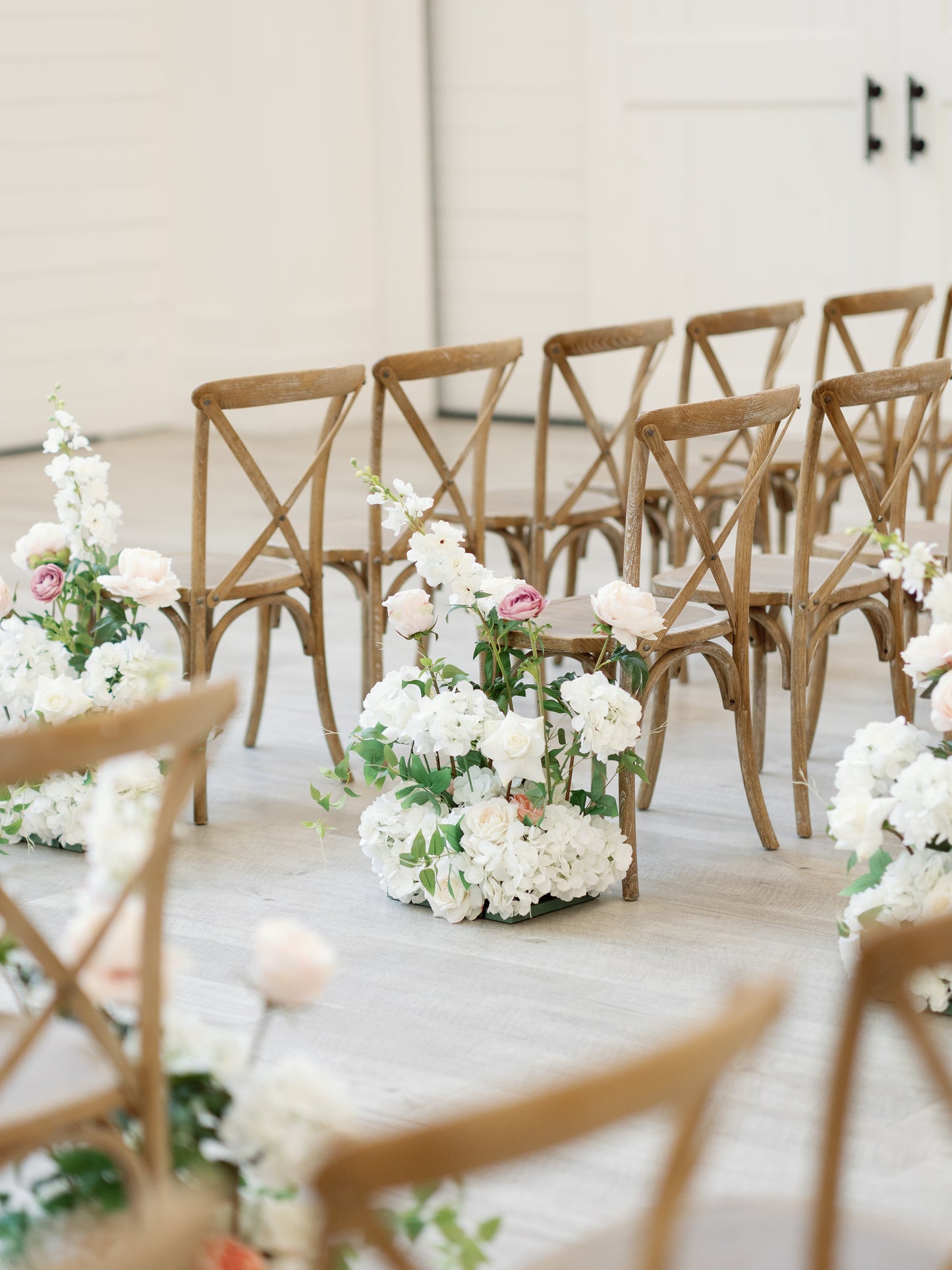 Juliette Aisle Flowers