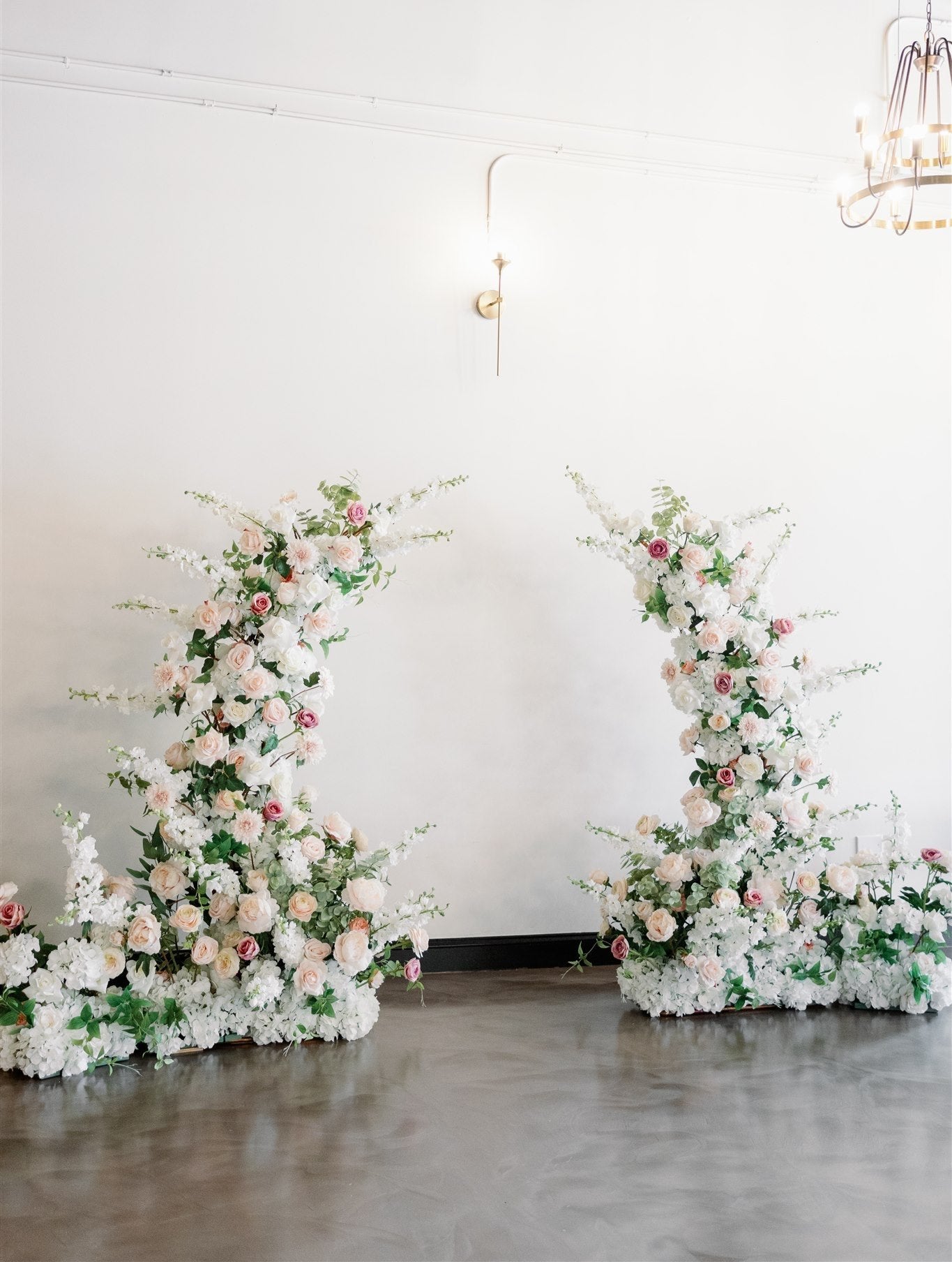 chicago wedding rentals
chicago arch rentals
chicago flower rentals
wedding flowers
wedding arch rentals
wedding arch
floral arch
chicago florist