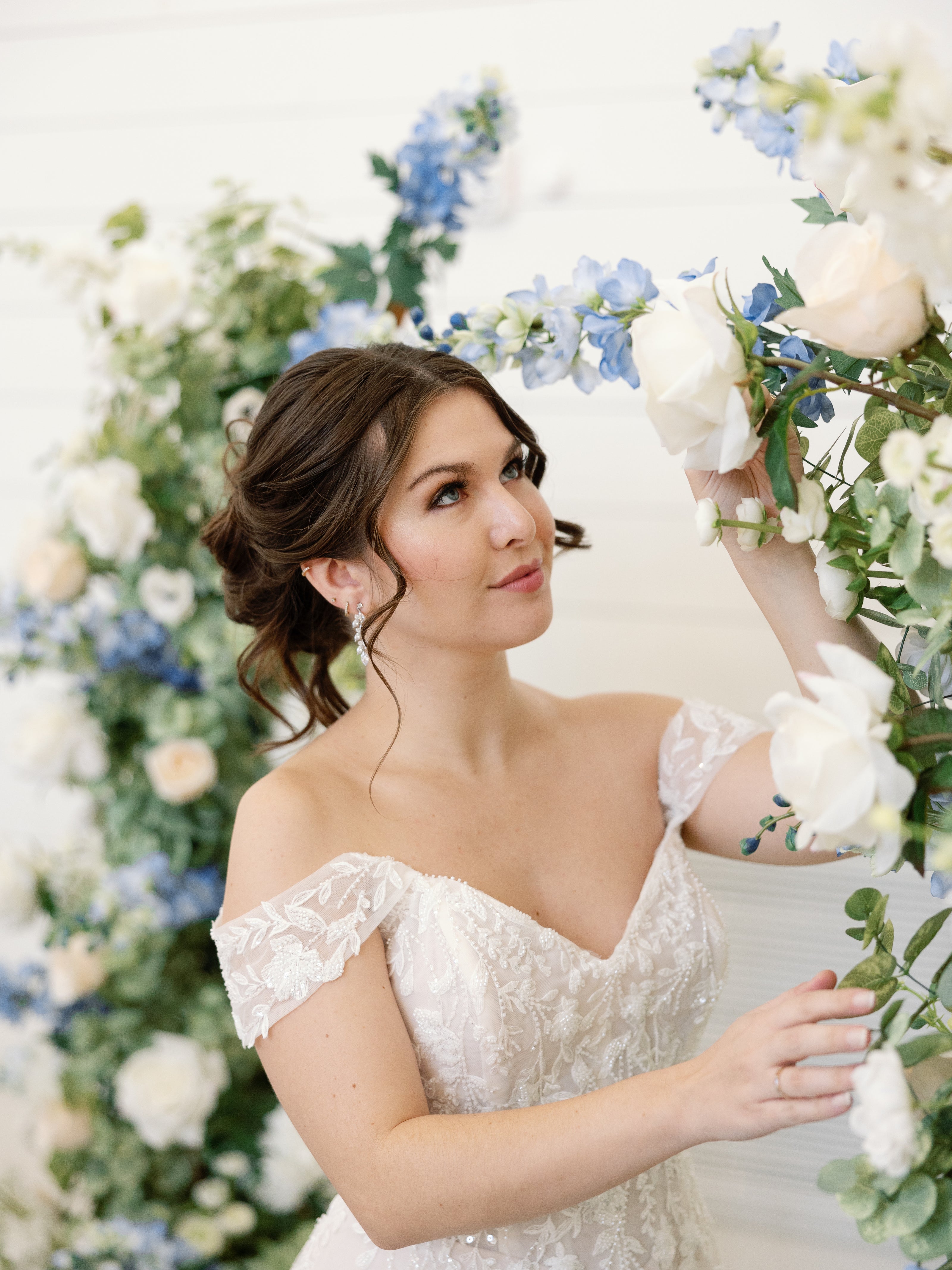 chicago wedding rentals
chicago arch rentals
chicago flower rentals
wedding flowers
wedding arch rentals
wedding arch
floral arch
chicago florist